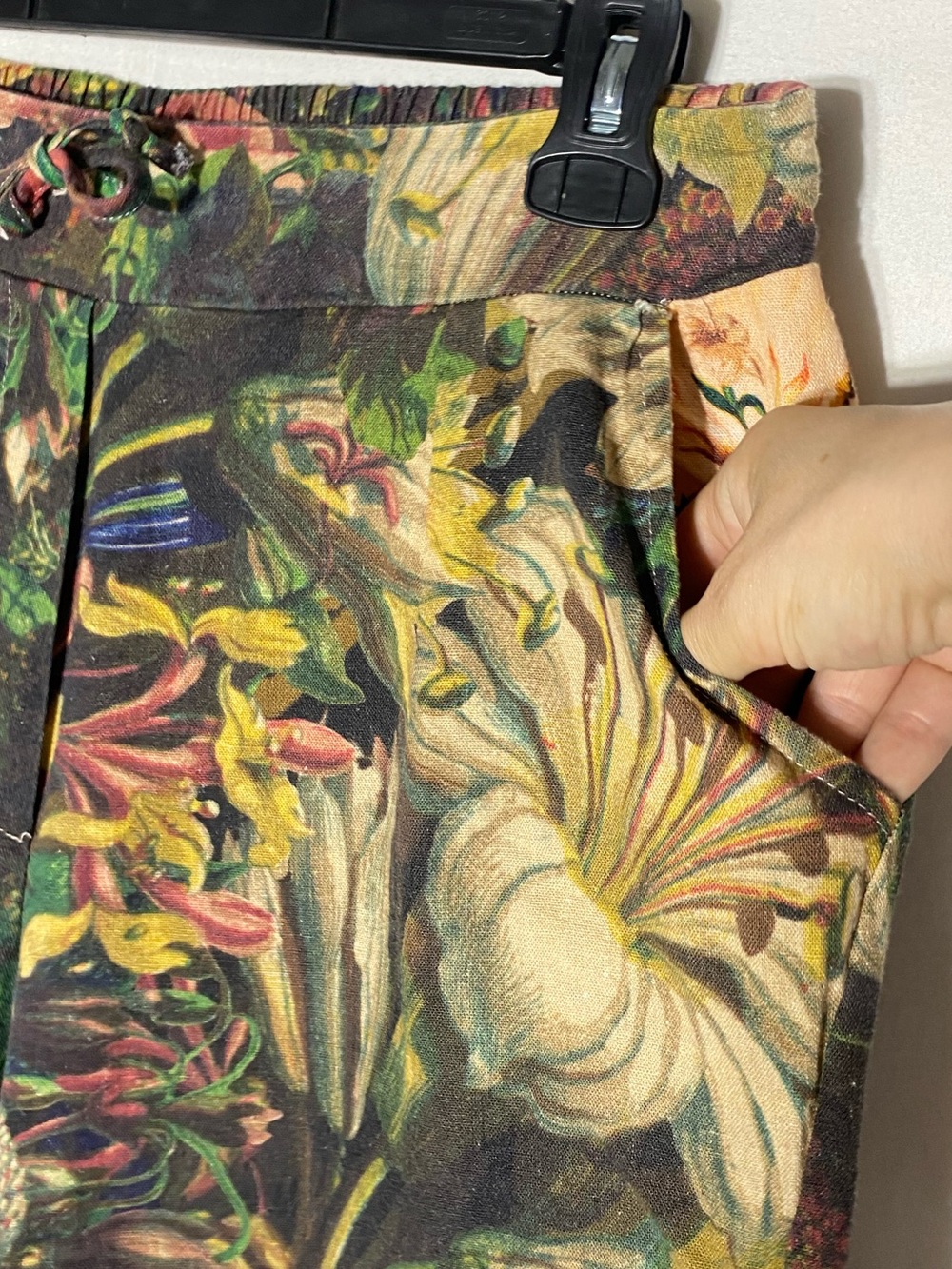 Market of Stars Courage Dear Heart Artist Pant Linen Botanical Sacred Heart L - Picture 7 of 16